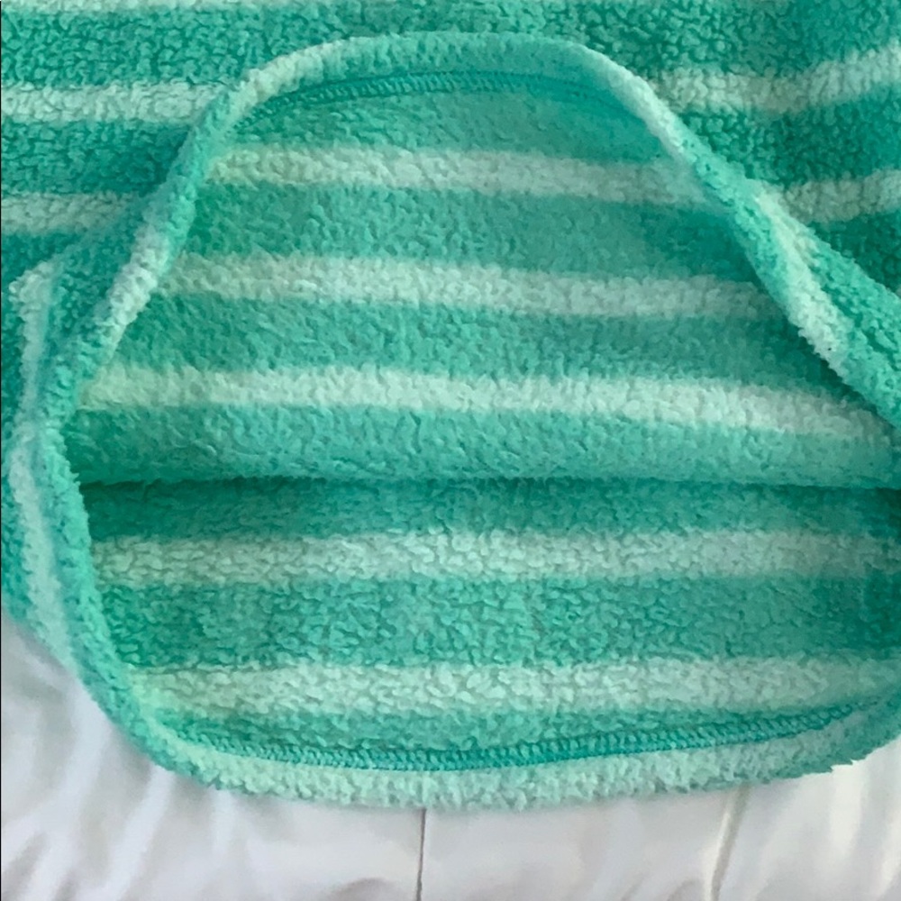 Sweatshirt - Picture 3 of 3